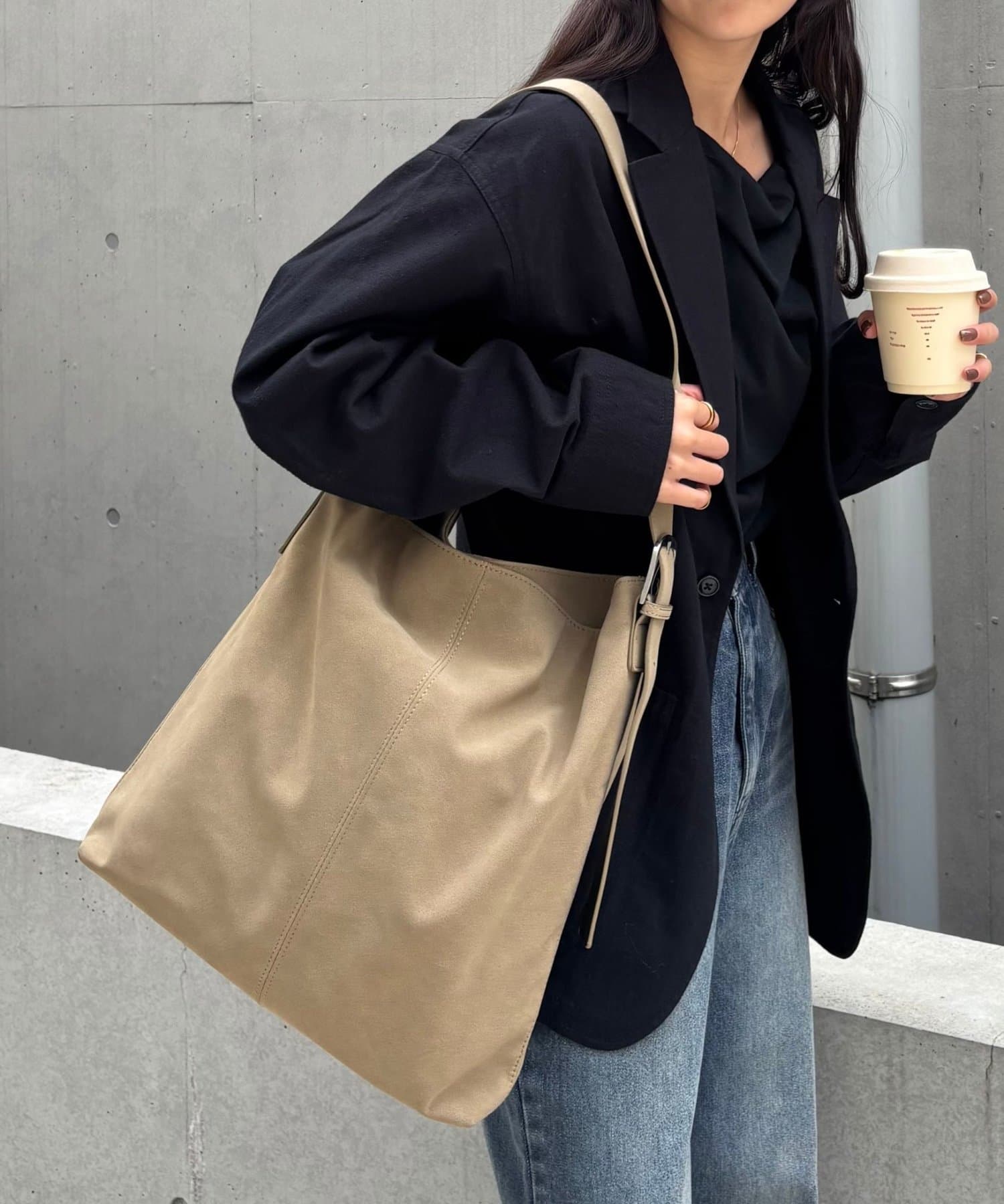 スエードライクワンショルダーバッグ | COLONY 2139(コロニー トゥー