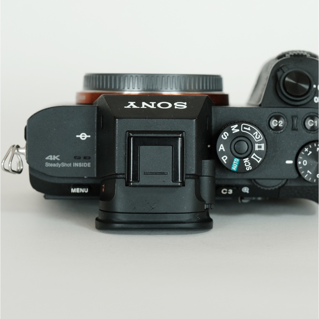 SONY α7S II（ILCE-7SM2）の出品 | ONE SCENE（ワンシーン）
