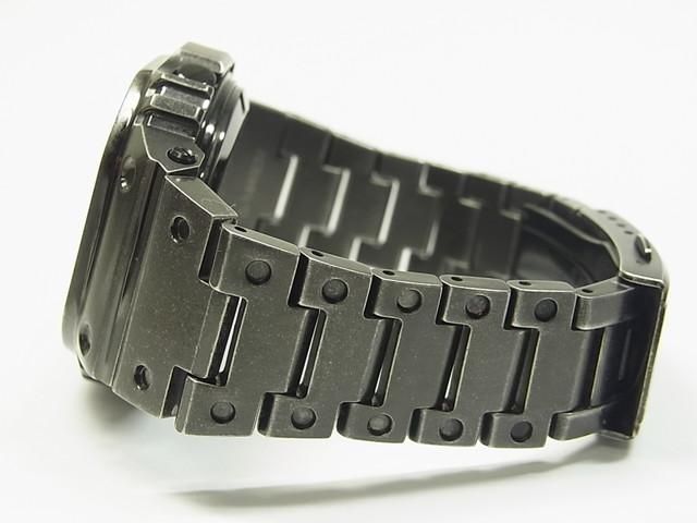 カシオ G-SHOCK オリジン フルメタル エイジド加工 Ref.GMW-B5000V-1JR