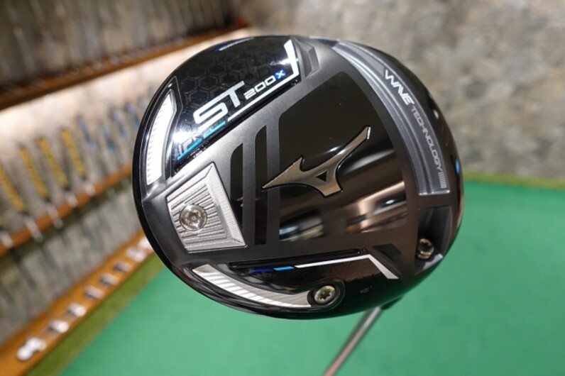 飛ばしの要素が詰まった好バランス「ミズノ ST200X ドライバー