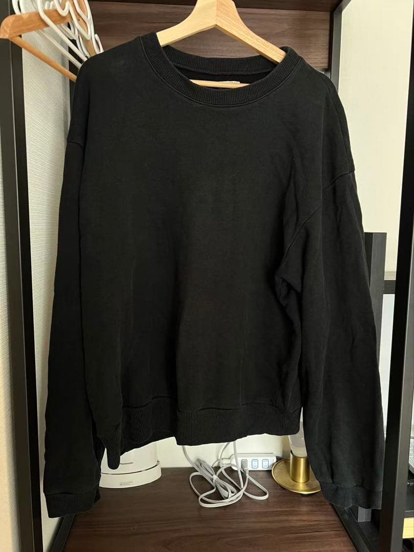 キャピタル スマイリー エルボーパッチ プリント 黒スウェット 5号