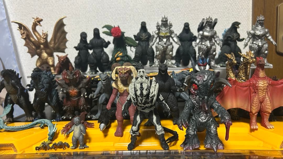 ゴジラミニソフビ　ミニバトルG ゴジラ真撃大全　まとめ ゴジラ 真撃大全（10個入） | ゴジラシリーズ 食品・飲料 | アニメ