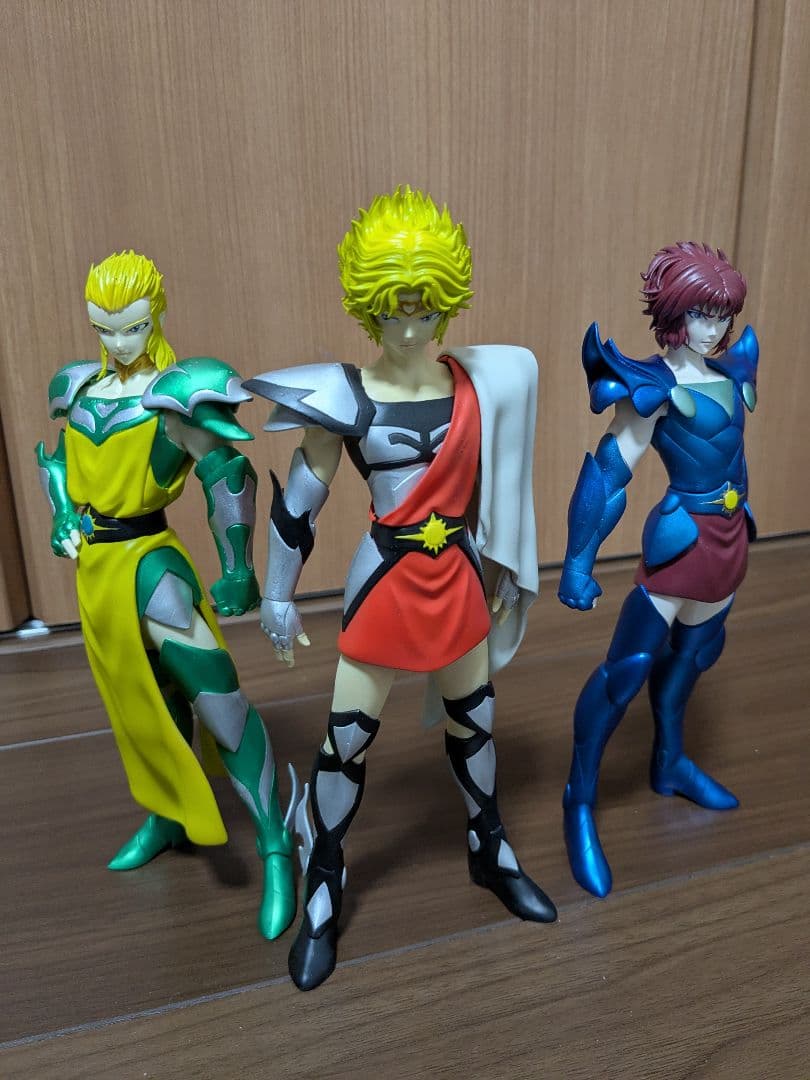 専用出品 聖闘士星矢 真紅の少年伝説コロナの聖闘士 アトラス ベレニケ ジャオウ 聖闘士星矢 アニメコミックス 3 真紅の少年伝説／週刊少年ジャンプ編集
