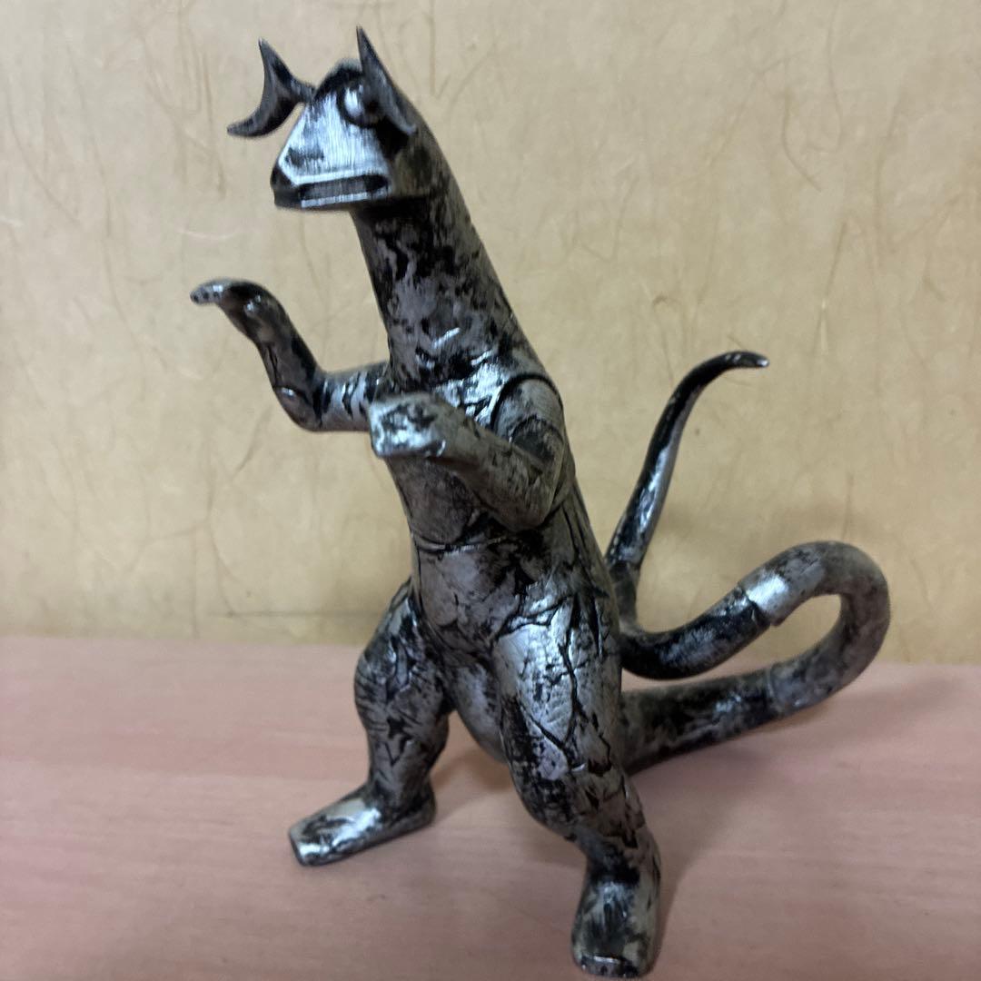 ⭐️希少・レア⭐️ウルトラ怪獣　エレキング　ソフビ　フィギュアマーミット　2000年 2026年最新】マーミット エレキングの人気アイテム - メルカリ